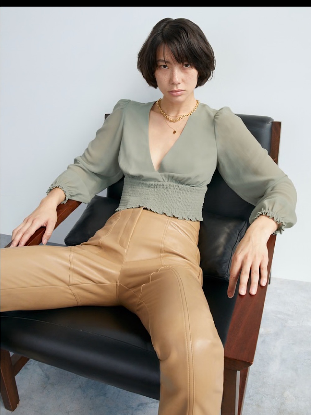 Wilfred‎ by Aritzia Wistful Blouse Sage Green Smocked Waist Wrap Crop Blouse XS